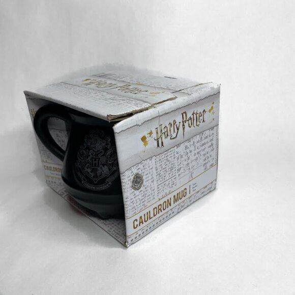 Harry Potter Cauldron Mug - Picture 5 of 5